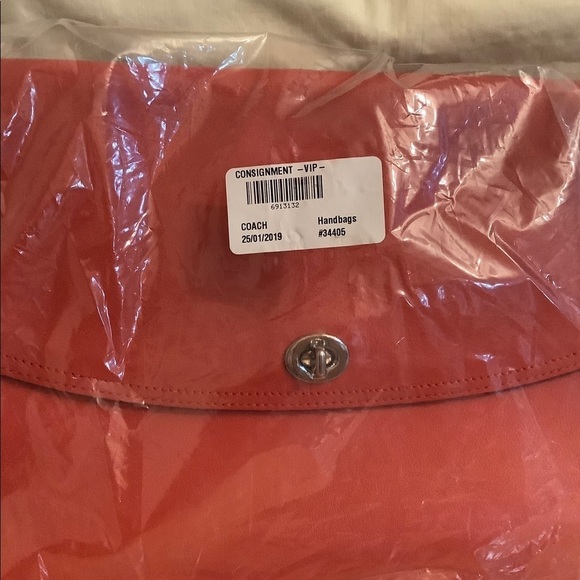 Coach Shamrock Turnlock Large Clutch​​​​​ - Picture 10 of 10